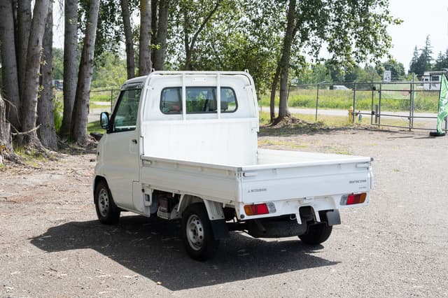 2000 Mitsubishi Minicab JDM car for sale — photo 4 of 14
