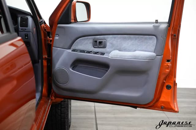 1996 Toyota Hilux JDM car for sale — photo 19 of 25