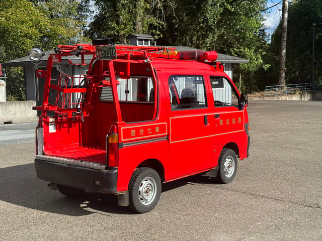 1994 Daihatsu Hijet JDM car for sale — photo 3 of 10