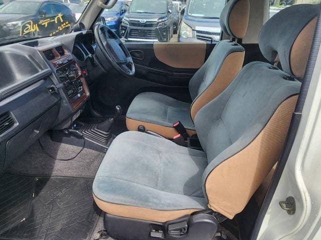 1998 Mitsubishi Pajero Mini JDM car for sale — photo 6 of 9