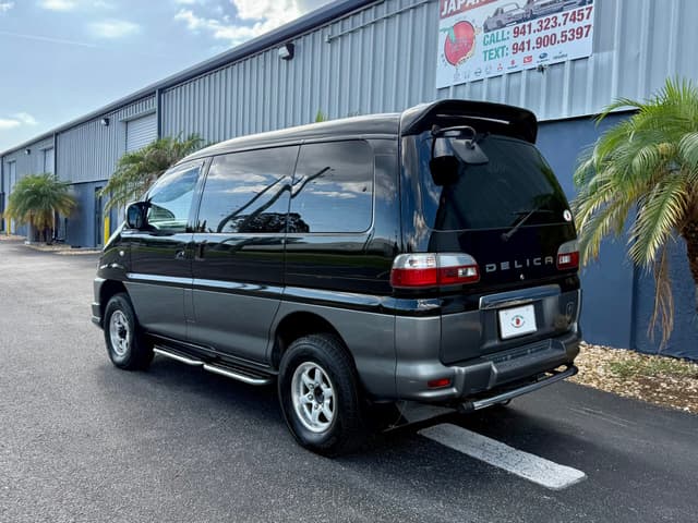 2000 Mitsubishi Delica JDM car for sale — photo 5 of 19