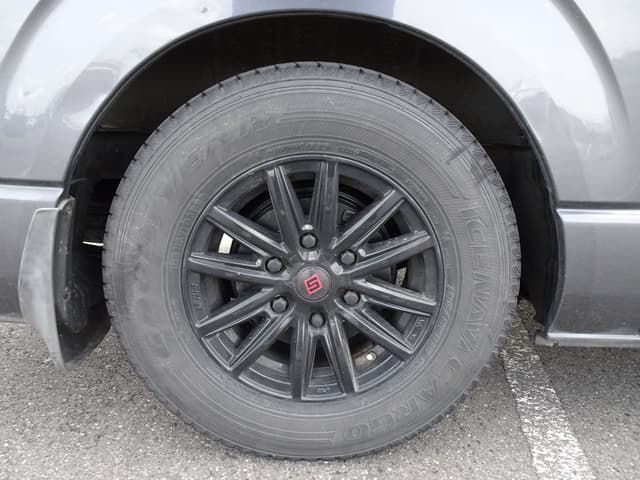 2007 Toyota HiAce JDM car for sale — photo 11 of 25