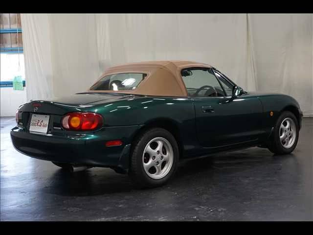 2000 Mazda Roadster (Eunos Roadster / MX-5) JDM car for sale — photo 9 of 13