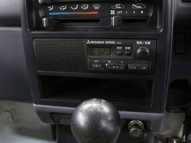1997 Mitsubishi Minicab JDM car for sale — photo 12 of 25