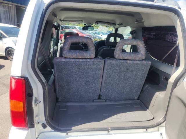 1999 Suzuki Jimny JDM car for sale — photo 18 of 19