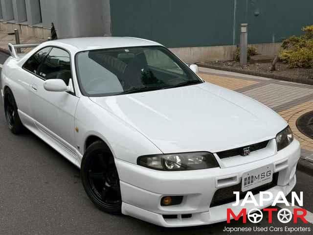 1997 Nissan Skyline JDM car for sale — photo 3 of 9