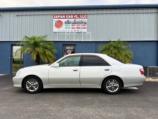 1999 Toyota Crown JDM car for sale — photo 14 of 20