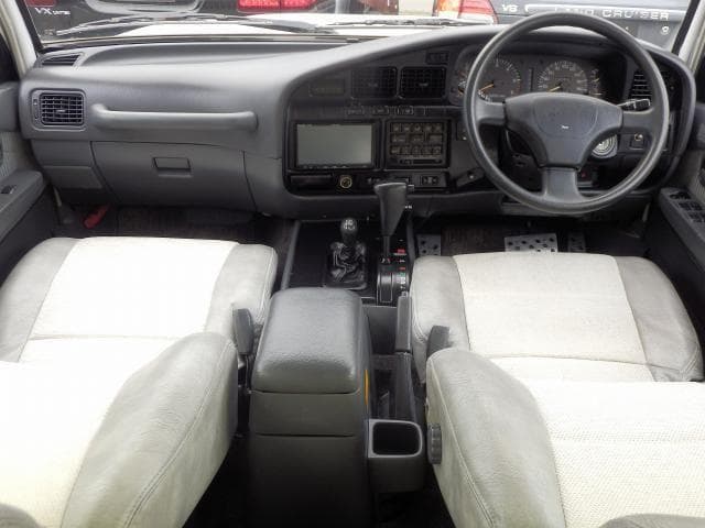 1993 Toyota Land Cruiser JDM car for sale — photo 6 of 8