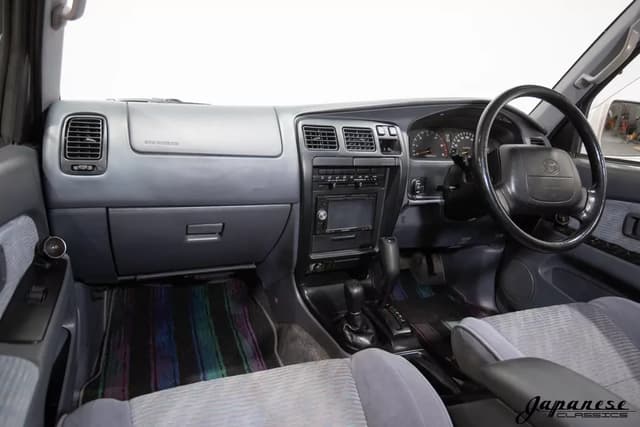 1996 Toyota Hilux Surf JDM car for sale — photo 9 of 25