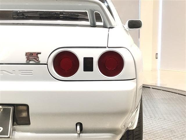 1993 Nissan Skyline JDM car for sale — photo 10 of 25