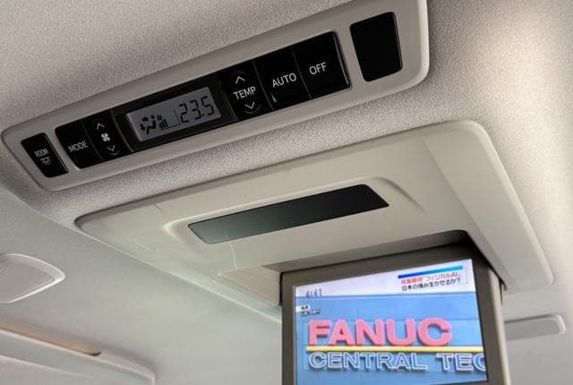 2011 Toyota Alphard JDM car for sale — photo 5 of 25