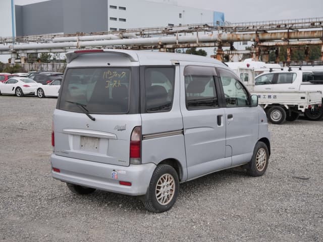 2001 Daihatsu Atrai JDM car for sale — photo 5 of 25