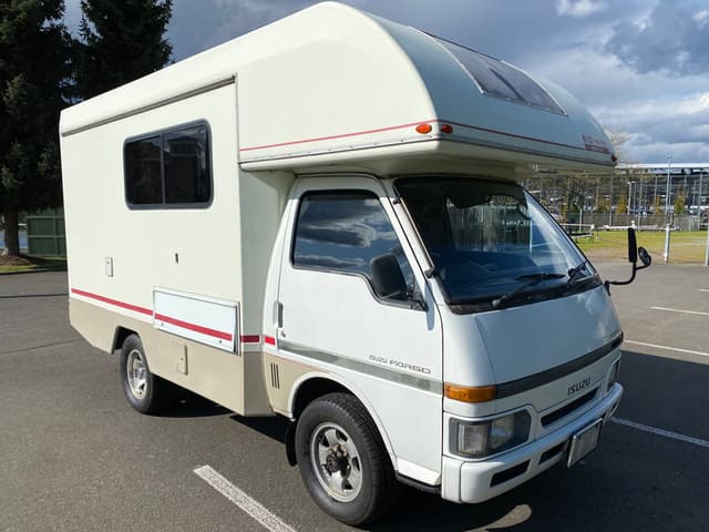 1991 Isuzu JDM car for sale — photo 7 of 10