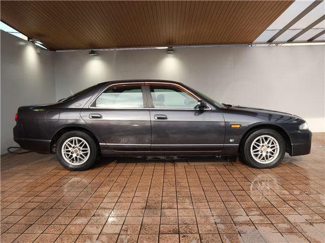 1997 Nissan Skyline JDM car for sale — photo 12 of 24