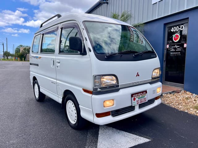 1996 Mitsubishi Bravo Minivan JDM car for sale — photo 2 of 22