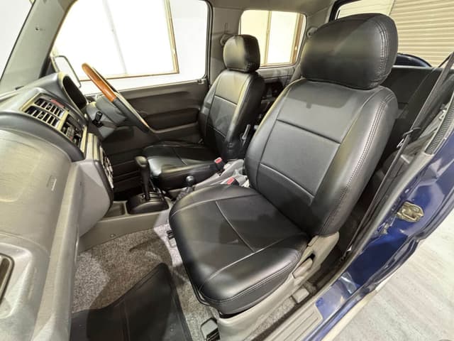 2000 Suzuki Jimny JDM car for sale — photo 9 of 25