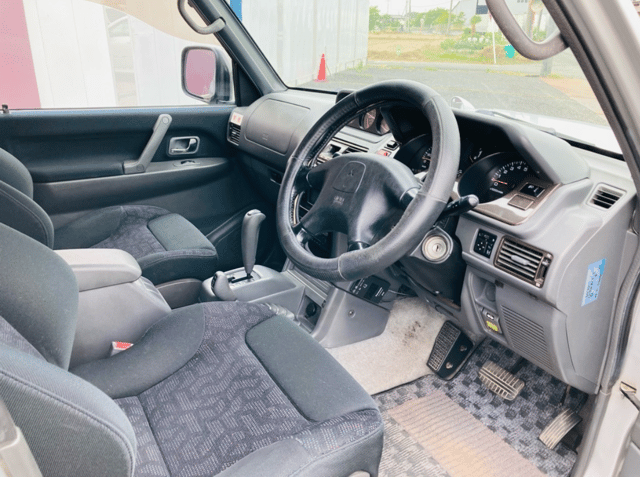 1997 Mitsubishi Pajero JDM car for sale — photo 7 of 21