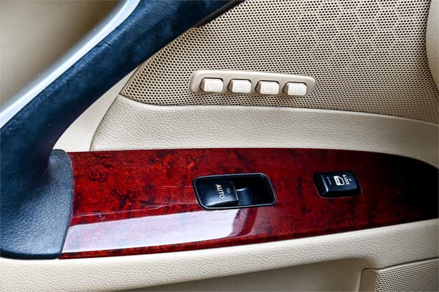 2006 Lexus Is JDM car for sale — photo 24 of 25