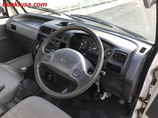 2000 Daihatsu Hijet JDM car for sale — photo 13 of 21