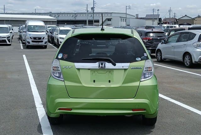 2011 Honda Fit JDM car for sale — photo 4 of 25