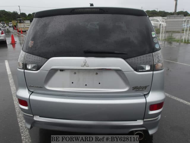 2010 Mitsubishi Outlander JDM car for sale — photo 4 of 25