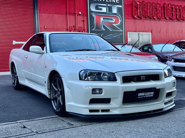 Nissan Skyline JDM car for sale — photo 6 of 25