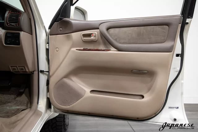 1999 Toyota Land Cruiser JDM car for sale — photo 20 of 25