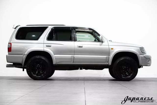 2000 Toyota Hilux Surf JDM car for sale — photo 5 of 25