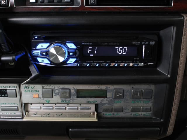 1983 Nissan Gloria JDM car for sale — photo 12 of 25