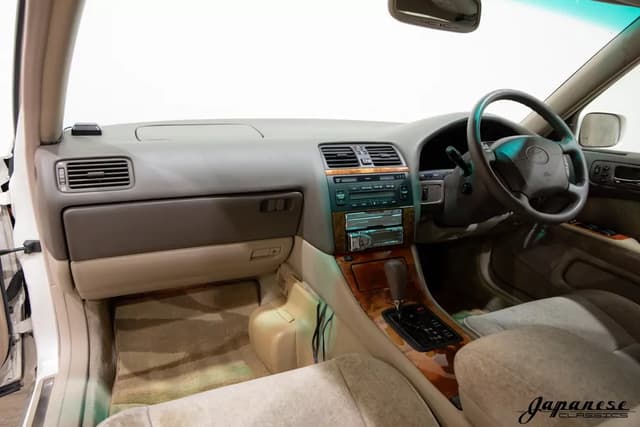 1997 Toyota Celsior JDM car for sale — photo 9 of 25