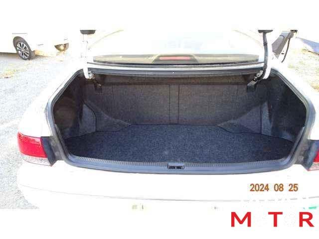 1999 Toyota Mark II JDM car for sale — photo 8 of 14