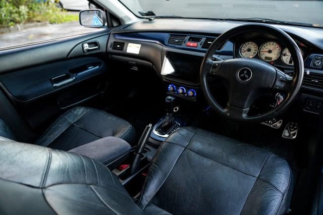 2002 Mitsubishi Lancer Evolution JDM car for sale — photo 19 of 20