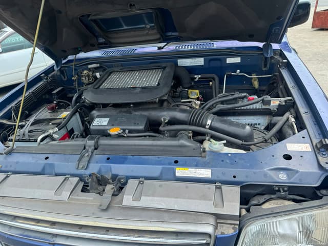 2000 Isuzu Bighorn JDM car for sale — photo 12 of 12