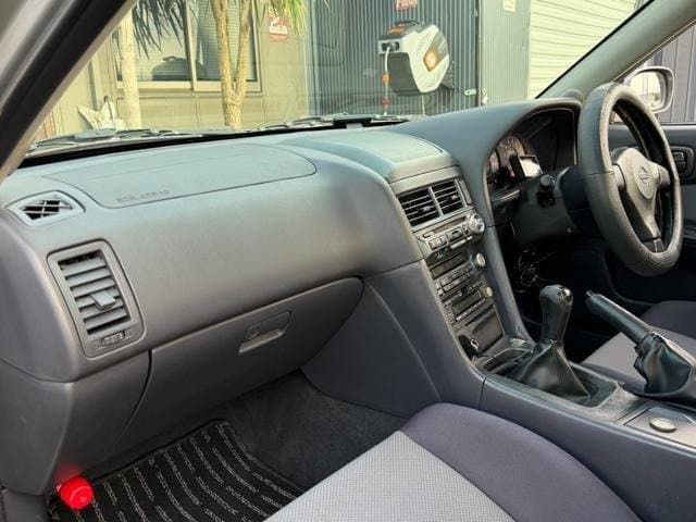 1998 Nissan Skyline JDM car for sale — photo 16 of 25