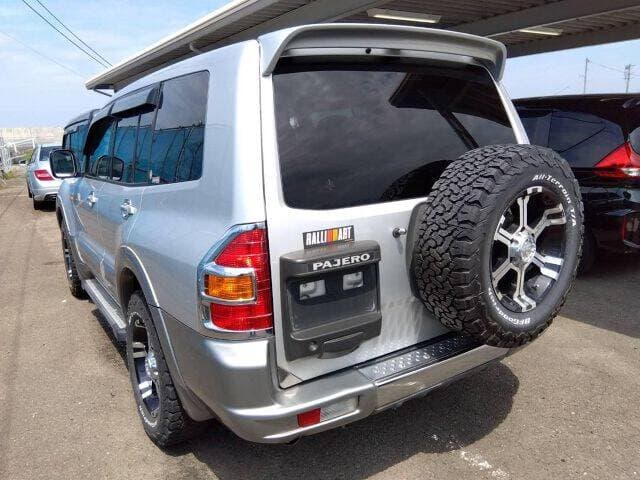 2000 Mitsubishi Pajero JDM car for sale — photo 5 of 8
