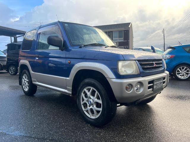 1998 Mitsubishi Pajero Mini JDM car for sale — photo 17 of 20