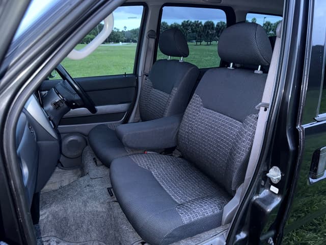 2001 Daihatsu Atrai JDM car for sale — photo 13 of 25