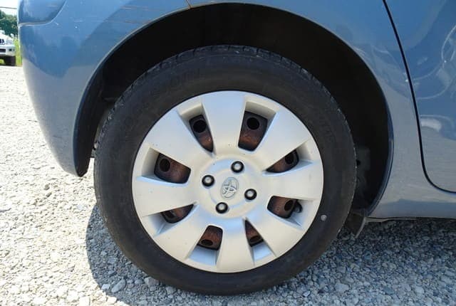 2008 Toyota Vitz JDM car for sale — photo 11 of 25