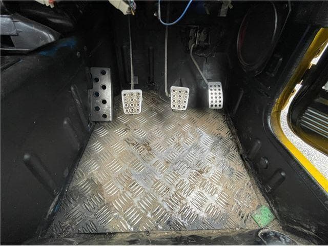 1981 Suzuki Jimny JDM car for sale — photo 10 of 24