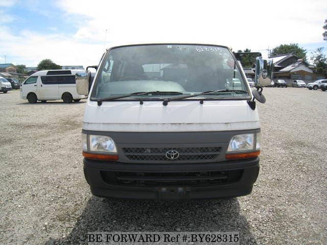 2003 Toyota HiAce JDM car for sale — photo 8 of 25