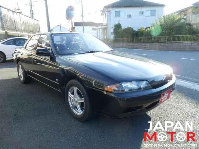 1990 Nissan Skyline JDM car for sale — photo 3 of 10