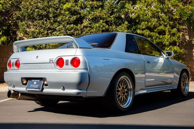 1990 Nissan Skyline JDM car for sale — photo 12 of 25