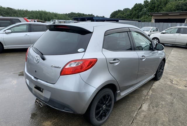 2011 Mazda Demio JDM car for sale — photo 4 of 25