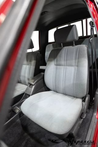 1990 Toyota Hilux JDM car for sale — photo 16 of 25