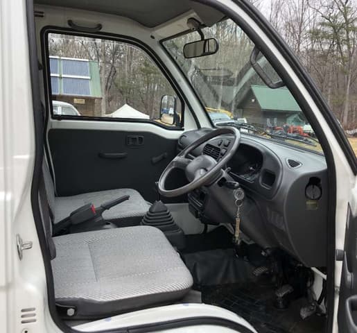 1998 Daihatsu Hijet JDM car for sale — photo 18 of 25