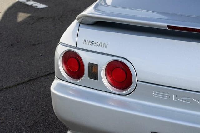 1993 Nissan Skyline JDM car for sale — photo 10 of 19