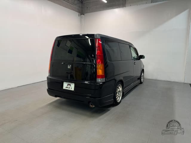2001 Honda Stepwagon JDM car for sale — photo 13 of 25