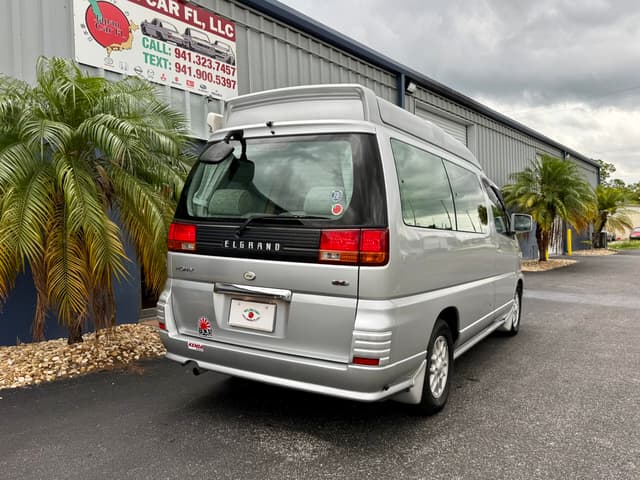 1999 Nissan Elgrand JDM car for sale — photo 10 of 25