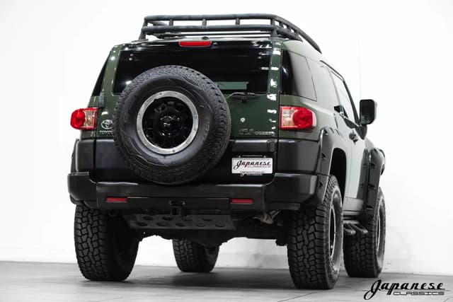 2011 Toyota Fj Cruiser JDM car for sale — photo 6 of 25