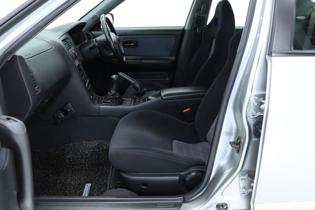 1998 Nissan Skyline JDM car for sale — photo 13 of 25